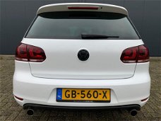 Volkswagen Golf - 2.0 GTI DSG, LUCHTVERING, SCHUIFDAK, XENON, NIEUWE APK, PDC,