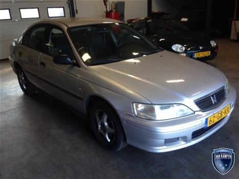 Honda Accord - 1.8i S - 1