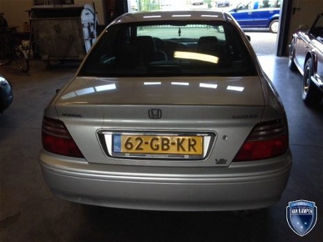 Honda Accord - 1.8i S - 1