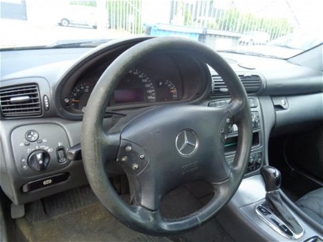 Mercedes-Benz C-klasse - 200 CDI Amice / Automaat / Climate control - 1