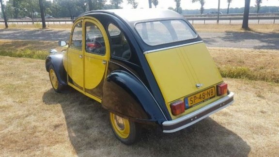 Citroën 2 CV - 2CV6 Club - 1