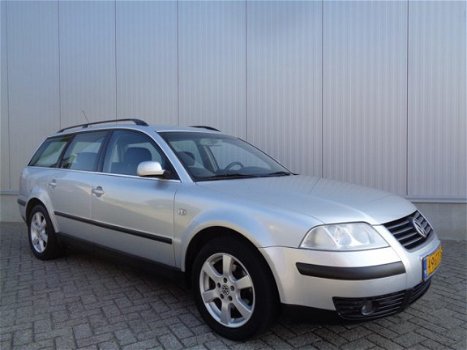 Volkswagen Passat Variant - 2.0 TRENDLINE 116PK Clima Cruise - 1