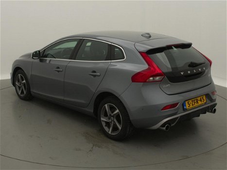 Volvo V40 - 2.0 D4 R-Design Business / 190 pk / airco-ecc / na vi / cruise / pdc / lmv - 1