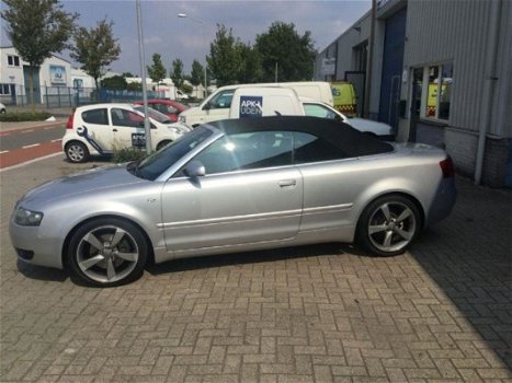 Audi A4 Cabriolet - 2.4 bj 2005 automaat - 1