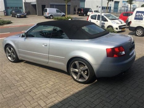 Audi A4 Cabriolet - 2.4 bj 2005 automaat - 1