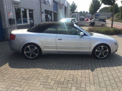 Audi A4 Cabriolet - 2.4 bj 2005 automaat - 1