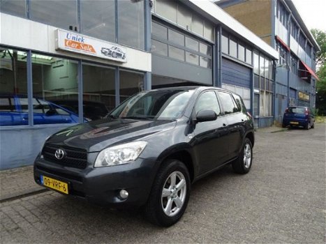 Toyota RAV4 - 2.2 D4-D Sol Airco - 1