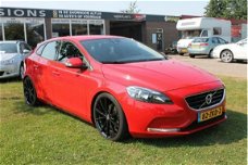 Volvo V40 - 1.6 T4 AUTOMAAT Kinetic dealer onderhouden