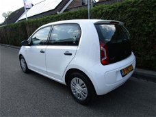 Volkswagen Up! - 1.0 60 PK BLUEMOTION - 5 DEURS - AIRCO