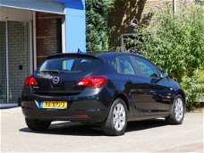 Opel Astra - 5 deurs 1.7 CDTI BUSINESS +