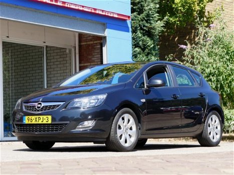 Opel Astra - 5 deurs 1.7 CDTI BUSINESS + - 1