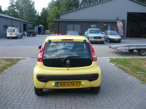 Peugeot 107 - 1.0 12V ZEER MOOI N.A.P 118512 KM APK 2020 - 1