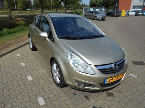 Opel Corsa - 1.4-16V Cosmo Automaat - 1