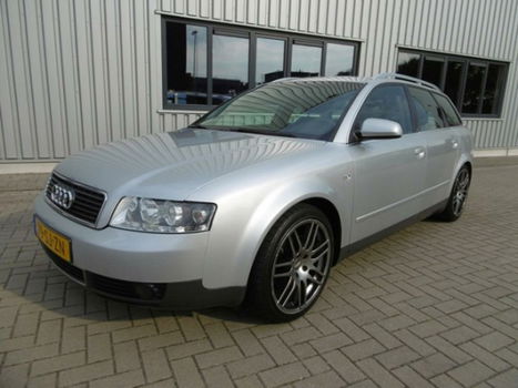 Audi A4 Avant - 2.0 Airco Clima Sport Line - 1