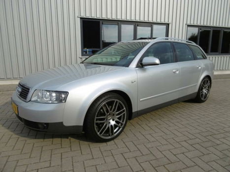 Audi A4 Avant - 2.0 Airco Clima Sport Line - 1