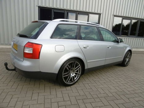 Audi A4 Avant - 2.0 Airco Clima Sport Line - 1