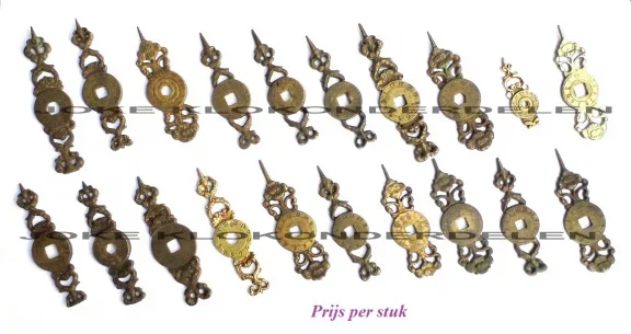 = Wijzer = Stoelklok = oud /gebruikt = 37778 - nr. 1