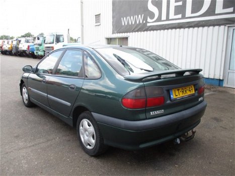 Renault Laguna - RT 1.8 , Airco - 1