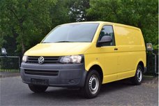 Volkswagen T5 - 2.0 TDi L1H1 radio, trekhaak, bluetooth