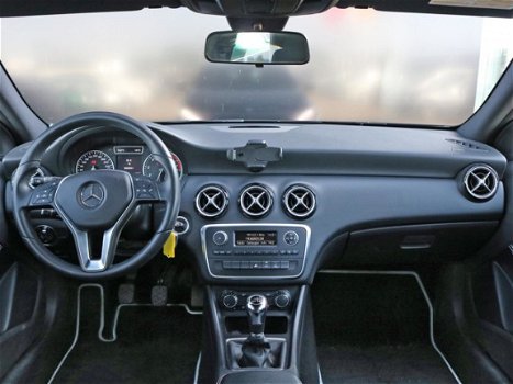 Mercedes-Benz A-klasse - A 180 Style | Xenon | Zitcomfortpakket | Airco |Parkeerassistent - 1