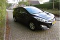 Hyundai i30 Wagon - 1.6 CRDi Business Edition ECC NAVI CAMERA PRIVACY GLAS LED 2013 - 1 - Thumbnail