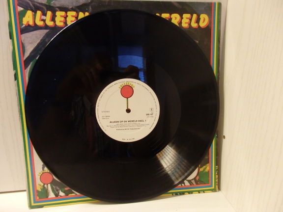 LP Alleen op de wereld. - Afbeelding 3