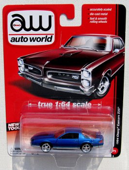 1:64 AutoWorld GM Chevrolet Camaro Z28 1984 blauw - 2