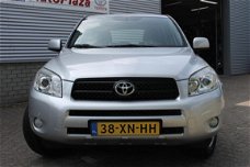 Toyota RAV4 - 2.0 VVTi Linea Sol Automaat