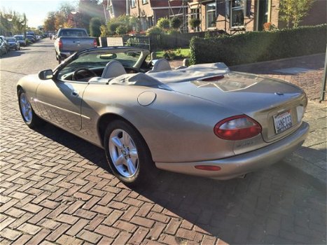 Jaguar XK8 - 4.0 V8 Convertible - 1