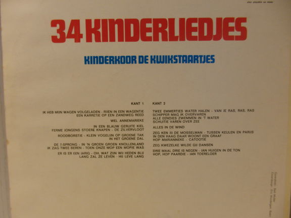 LP - 34 kinderliedjes kinderkoor de kwikstaartjes. - Afbeelding 2