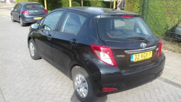 Toyota Yaris - 1.0 VVT-i Aspiration - 1