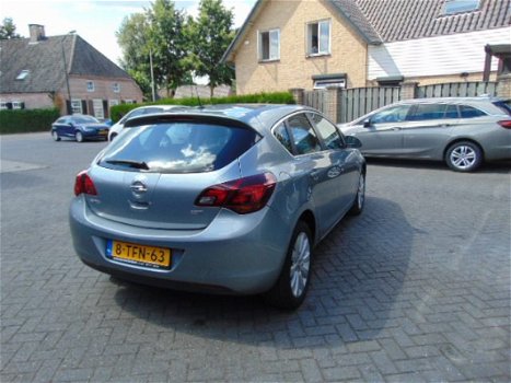 Opel Astra - 1.7 CDTI EDITION - 1