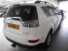 Mitsubishi Outlander - 2.0 Intro Edition Dealer onderhouden