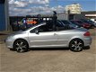 Peugeot 307 CC - 2.0-16V CABRIOLET, LEDER INTERIEUR, AIRCO(CLIMA), CRUISE CONTROL, PARKEERSENSOREN, - 1 - Thumbnail