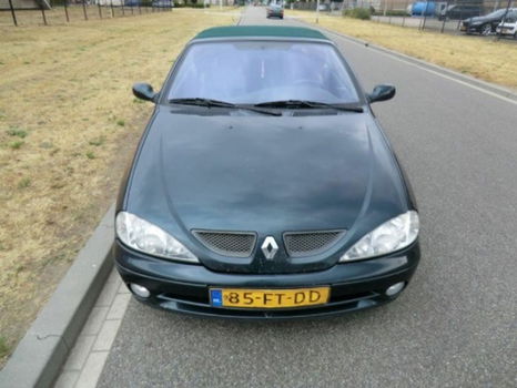 Renault Mégane - 2.0 16v IDE Privilege - 1