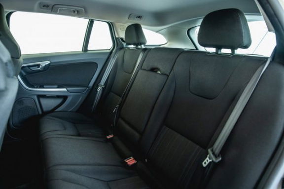 Volvo V60 - T3 Kinetic, Business Pack Pro - Afbeelding 3