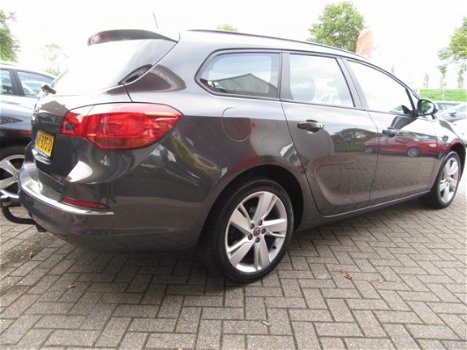 Opel Astra Sports Tourer - 1.4 Turbo Edition 140-pk | AIRCO | CRUISE CONTROL | LM VELGEN | BLUETOOTH - 1