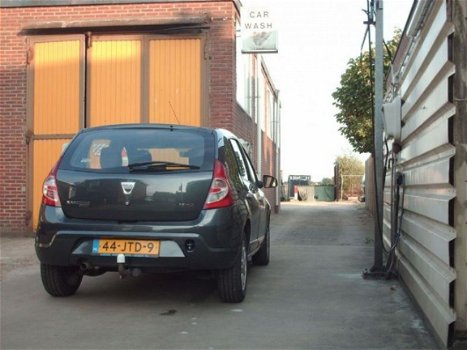 Dacia Sandero - 1.6 laureate - 1