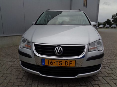 Volkswagen Touran - 1.6 OPTIVE 102PK Airco Cruise - 1