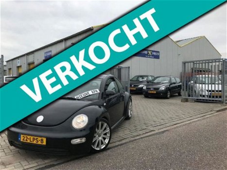 Volkswagen New Beetle - 2.0 Highline - 1