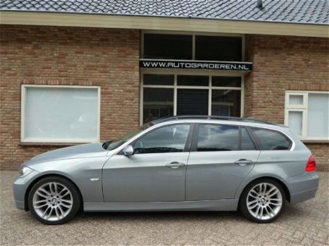 BMW 3-serie Touring - 325i High Executive zeer nette auto - 1