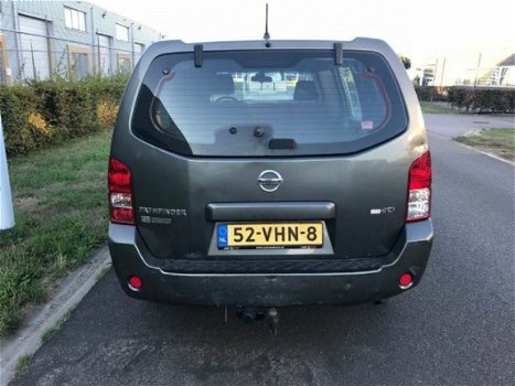 Nissan Pathfinder - 2.5 XE(MOTOR KLEIN DEFECT)Euro4 Info:0455357043 - 1