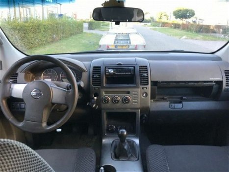 Nissan Pathfinder - 2.5 XE(MOTOR KLEIN DEFECT)Euro4 Info:0455357043 - 1