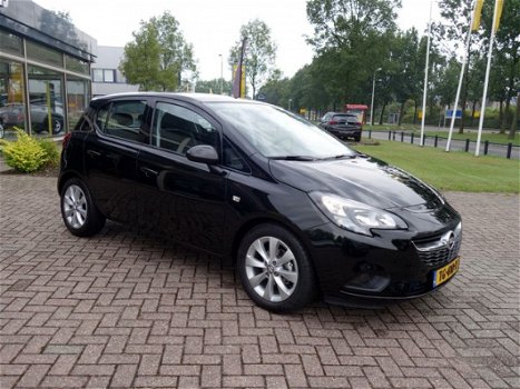 Opel Corsa - 1.4-16V 90pk 5Drs Favourite Navigatie Parkpilot Cruise LMV - 1