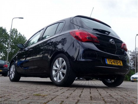 Opel Corsa - 1.4-16V 90pk 5Drs Favourite Navigatie Parkpilot Cruise LMV - 1