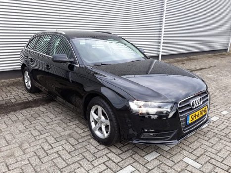 Audi A4 Avant - 2.0 TDI Automaat RIJKLAAR 100% onderhouden NW A.P.K. clima, full map navigatie, lm-v - 1