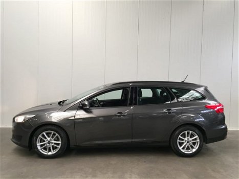 Ford Focus Wagon - 1.0 ECOBOOST EDITION NAVI-AIRCO-LMV-PDC-DAKRAILS End Of Year Sale - 1