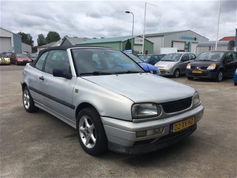 Volkswagen Golf Cabriolet - 1.8 - 1