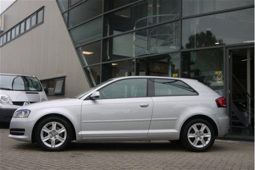 Audi A3 Sportback - 2.0 TDI 104kw BUSINESS EDITION NL-Auto Climate - 1