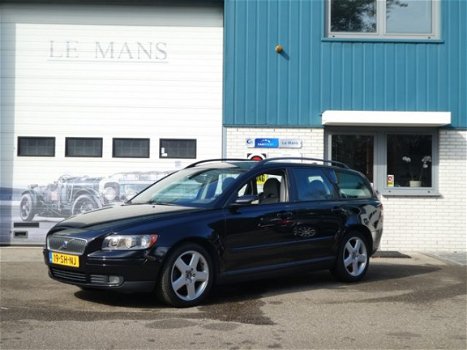 Volvo V50 - 2.0D Momentum - 1